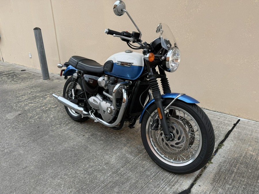 2023 Triumph #BONNEVILLE T-120