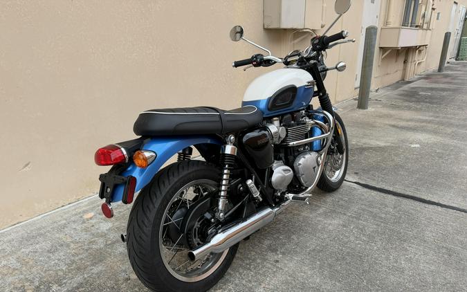 2023 Triumph #BONNEVILLE T-120