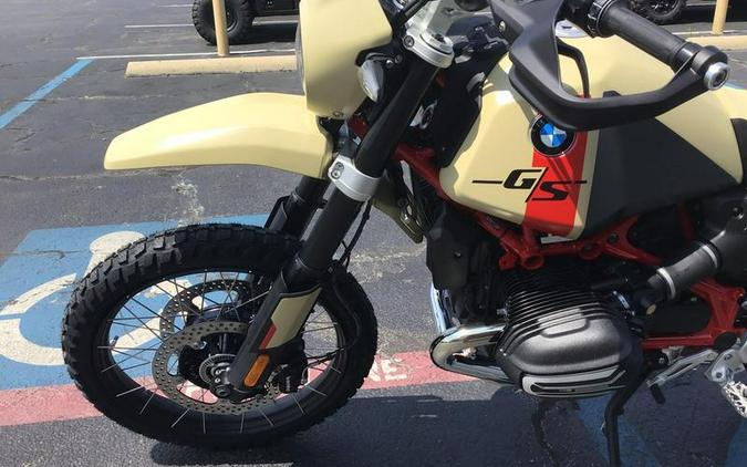 2026 BMW R12