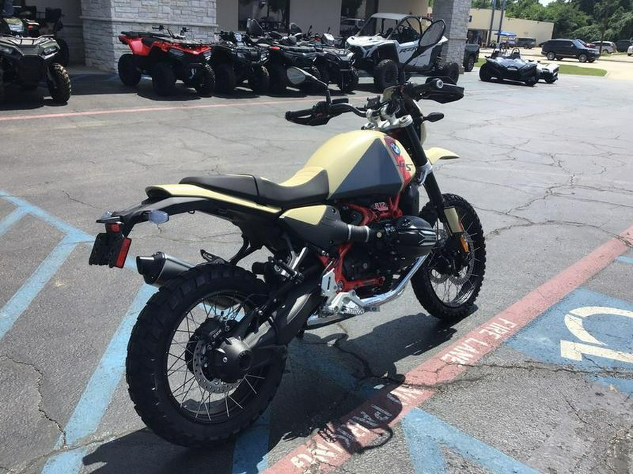 2026 BMW R12