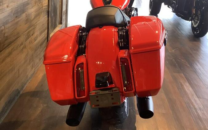 Harley-Davidson® Street Glide® 2026 FLHX Blood Orange Black Trim