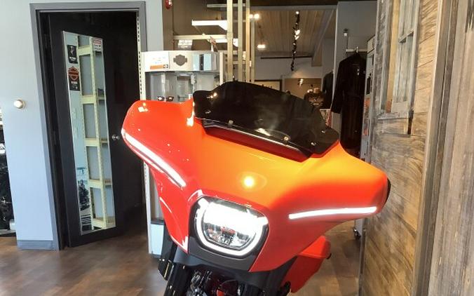 Harley-Davidson® Street Glide® 2026 FLHX Blood Orange Black Trim