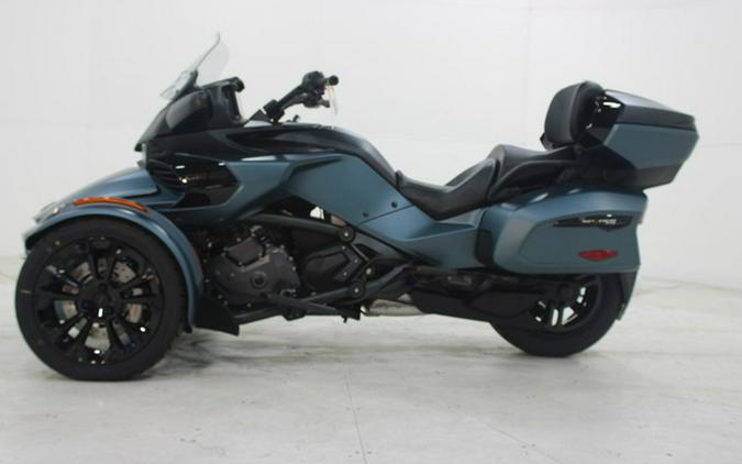 2026 Can-Am Spyder F3 Limited Dark