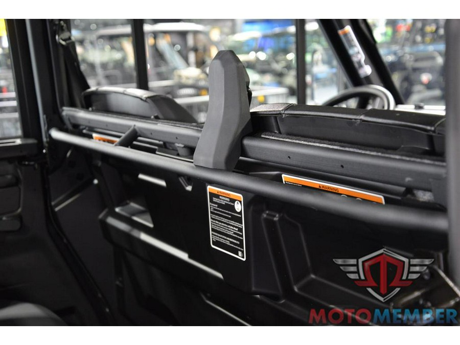 2026 Can-Am Defender MAX XT CAB HD11