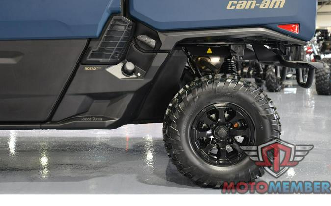 2026 Can-Am Defender MAX XT CAB HD11