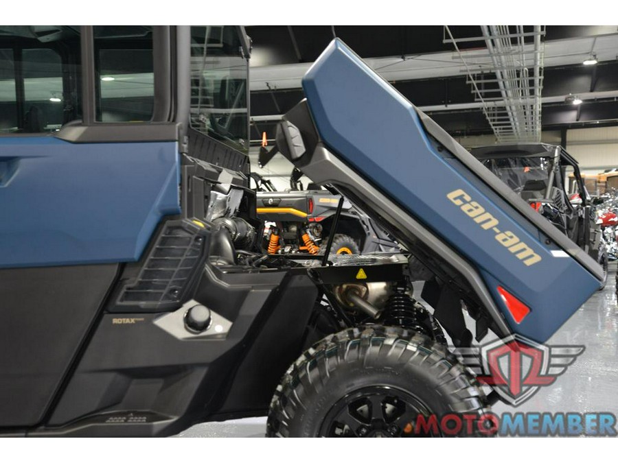 2026 Can-Am Defender MAX XT CAB HD11