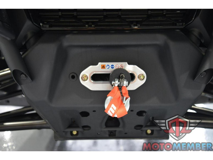 2026 Can-Am Defender MAX XT CAB HD11