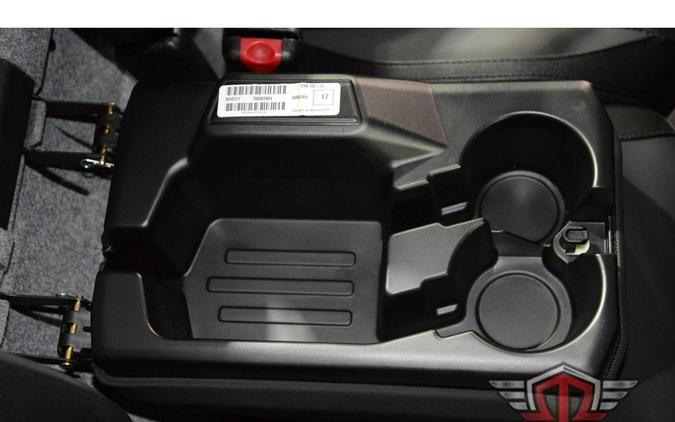 2026 Can-Am Defender MAX XT CAB HD11
