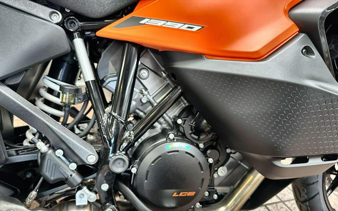 2027 KTM 1390 SUPER ADVENTURE S EVO