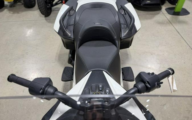 2026 Can-Am Spyder RT