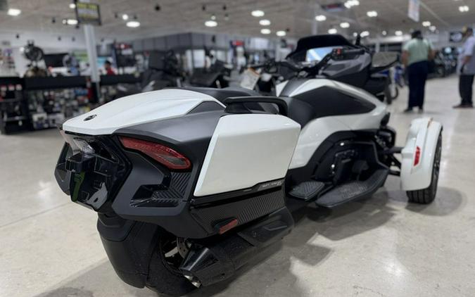 2026 Can-Am Spyder RT