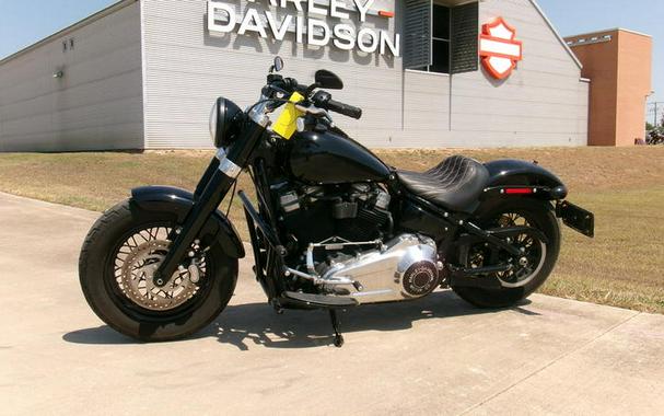 2021 Harley-Davidson® FLSL - Softail Slim®