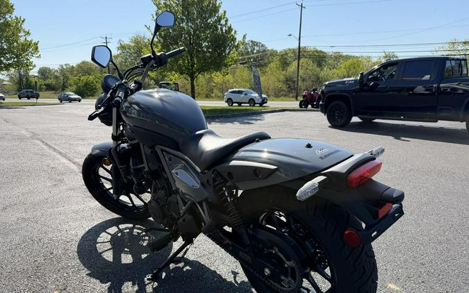 2024 Kawasaki Eliminator® Pearl Storm Gray