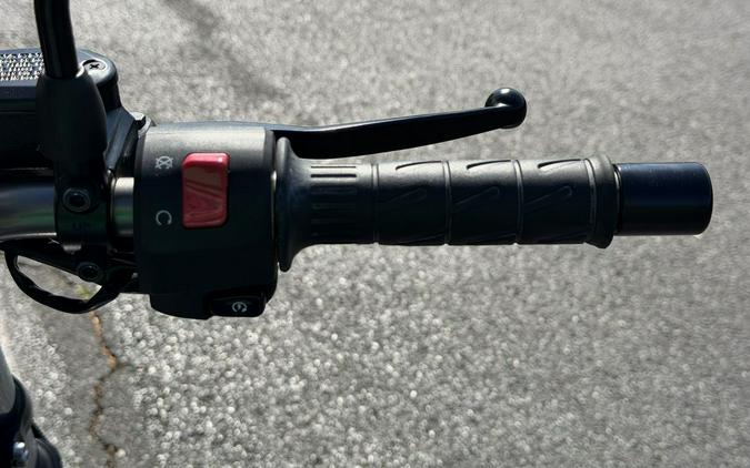 2024 Kawasaki Eliminator® Pearl Storm Gray