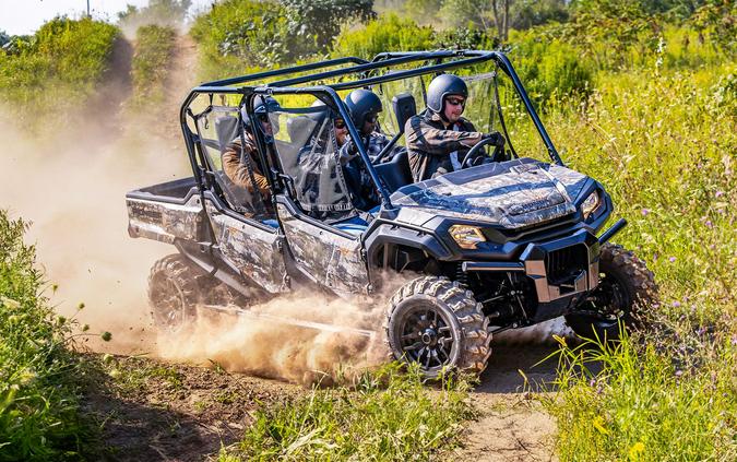 2025 Honda Pioneer 1000-6 Crew Deluxe