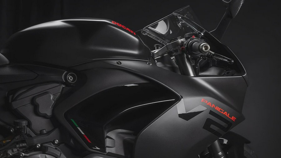 2025 Ducati Panigale V2 - Black on Black