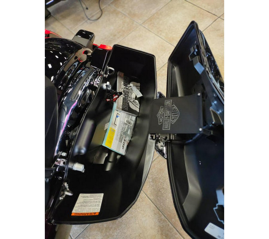 2025 Harley-Davidson® FLTRX - Road Glide®