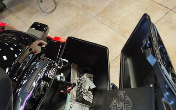 2025 Harley-Davidson® FLTRX - Road Glide®