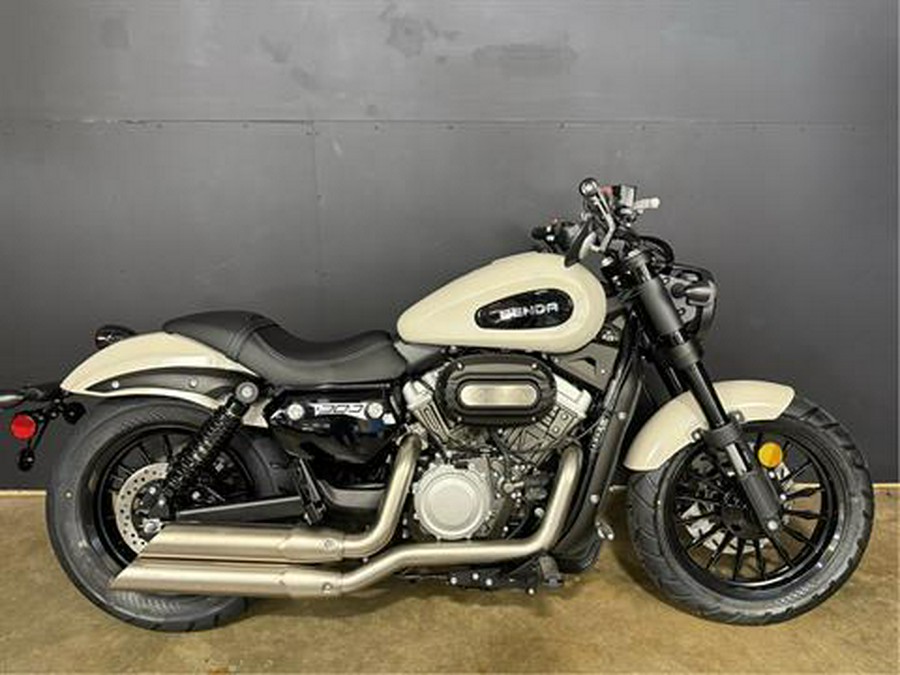 2025 BENDA Chinchilla 300