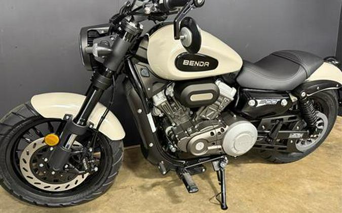 2025 BENDA Chinchilla 300