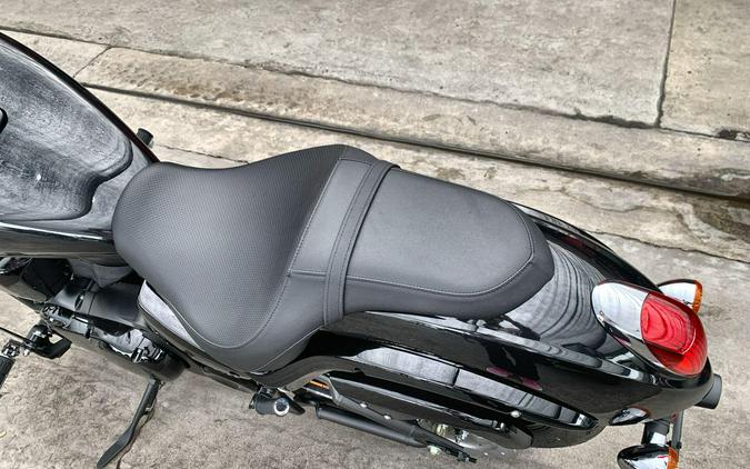 2026 Kawasaki VULCAN 900 CUSTOM