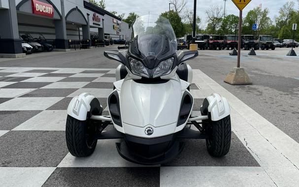 2015 Can-Am Spyder® ST Limited - SE5