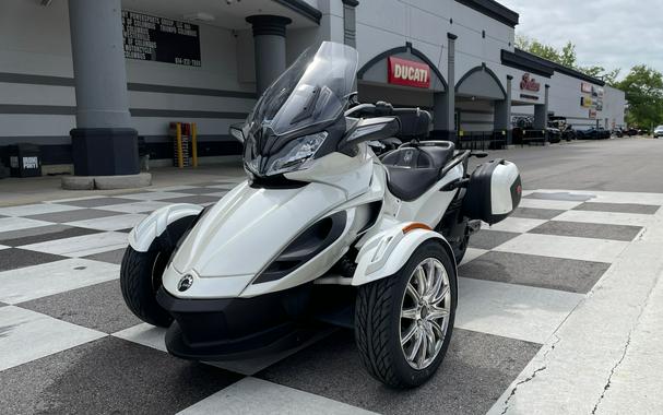 2015 Can-Am Spyder® ST Limited - SE5