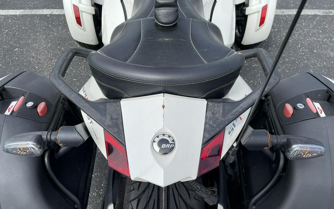 2015 Can-Am Spyder® ST Limited - SE5