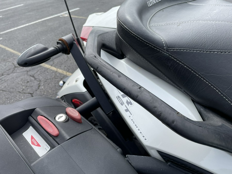 2015 Can-Am Spyder® ST Limited - SE5