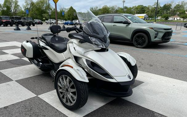 2015 Can-Am Spyder® ST Limited - SE5