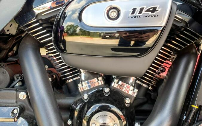 2024 Harley-Davidson® Ultra Limited FLHTK