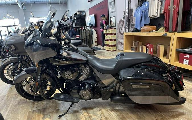 2021 Indian Motorcycle® Chieftain® Elite Thunder Black Vivid Crystal / Carbon Crystal