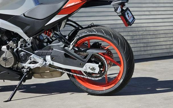 2026 Aprilia RS 457 Base