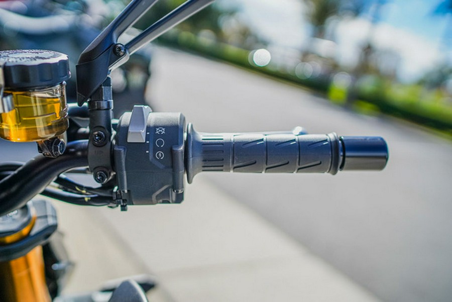 2026 Kawasaki Z1100 SE ABS