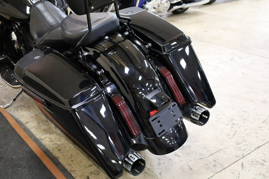 FLHXSE 2015 CVO™ Street Glide®