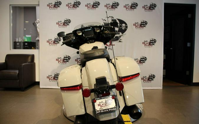2026 Indian CHIEFTAIN PP 112 CHALK/BLK MTLC