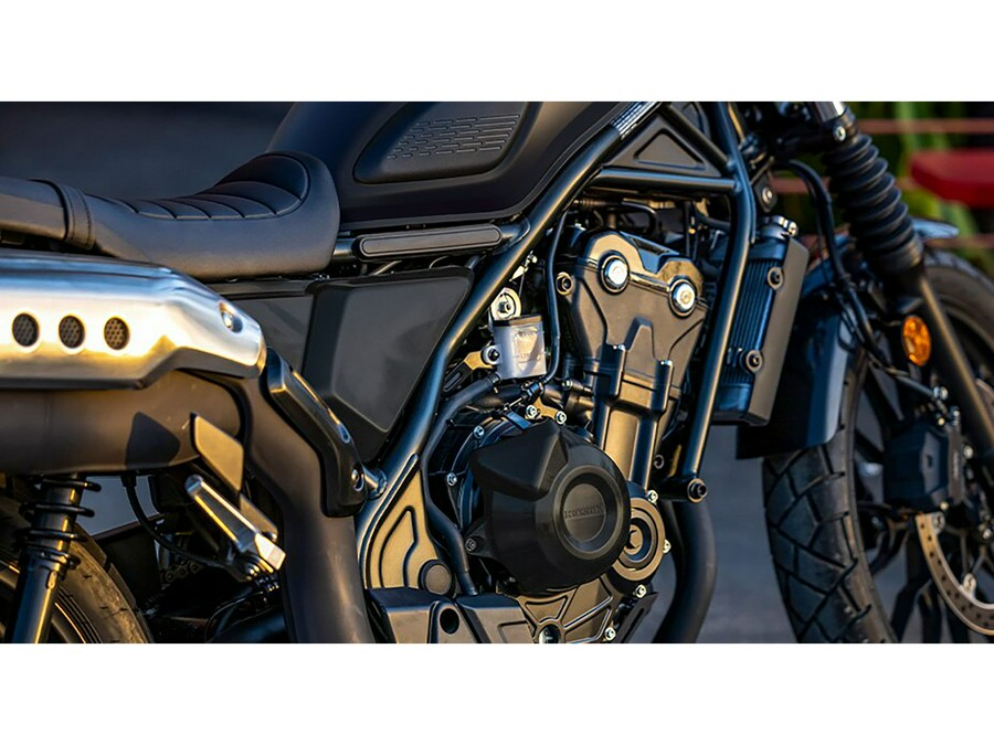 2025 Honda SCL 500