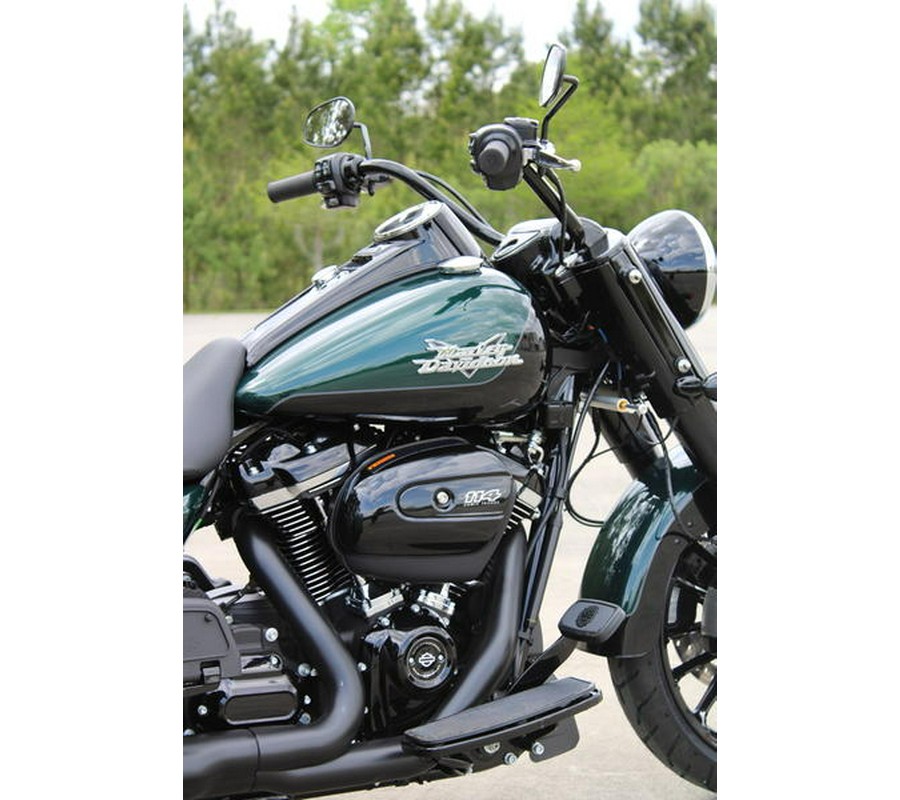 2024 Harley-Davidson® FLRT - Freewheeler®