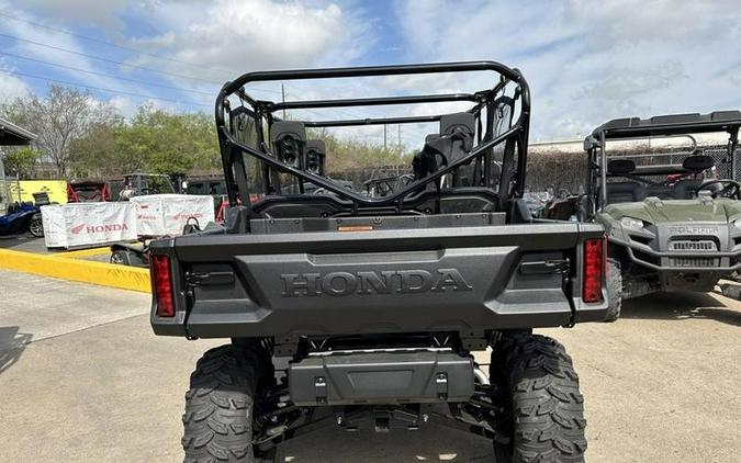 2024 Honda® Pioneer 1000-6 Deluxe Crew