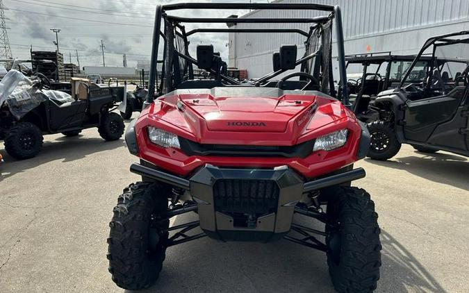 2024 Honda® Pioneer 1000-6 Deluxe Crew