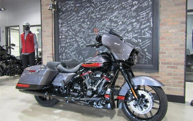 2020 Harley-Davidson® FLHXSE - CVO™ Street Glide®