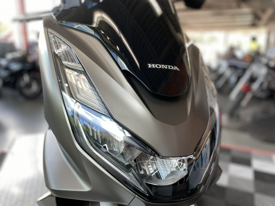 2024 Honda PCX ABS