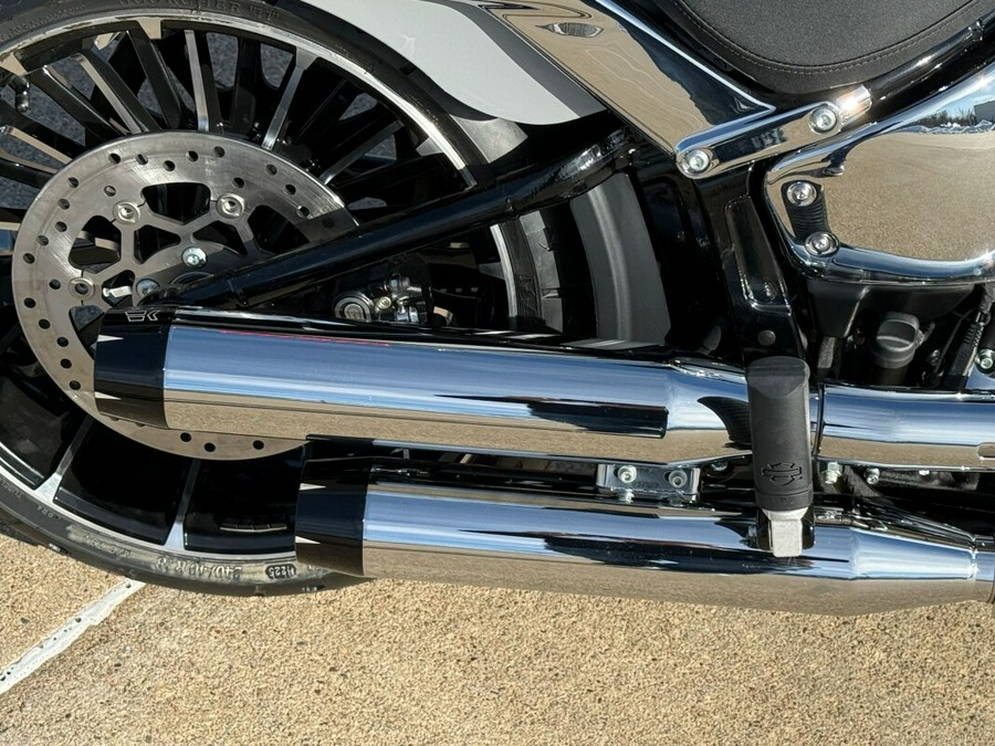 2025 Harley-Davidson® Breakout® Billiard Gray