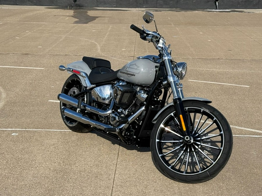 2025 Harley-Davidson® Breakout® Billiard Gray