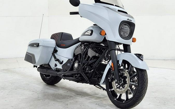 2024 Indian Motorcycle® Chieftain® Dark Horse® Ghost White Metallic Smoke