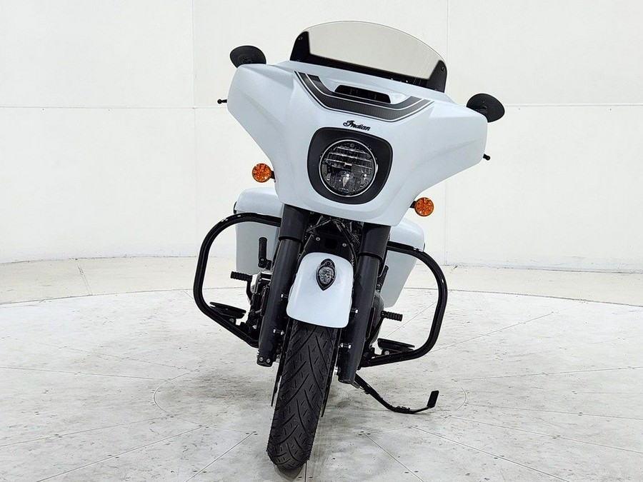 2024 Indian Motorcycle® Chieftain® Dark Horse® Ghost White Metallic Smoke