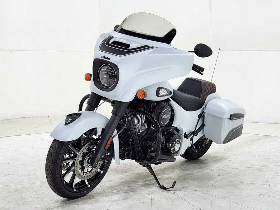 2024 Indian Motorcycle® Chieftain® Dark Horse® Ghost White Metallic Smoke