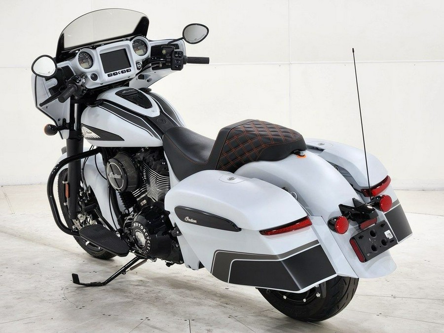 2024 Indian Motorcycle® Chieftain® Dark Horse® Ghost White Metallic Smoke