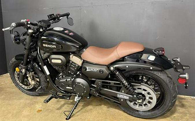 2025 BENDA Chinchilla 300