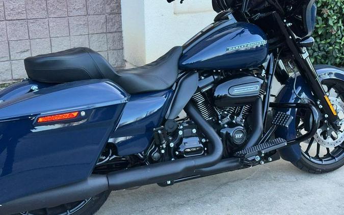 2019 Harley-Davidson® FLHXS - Street Glide® Special